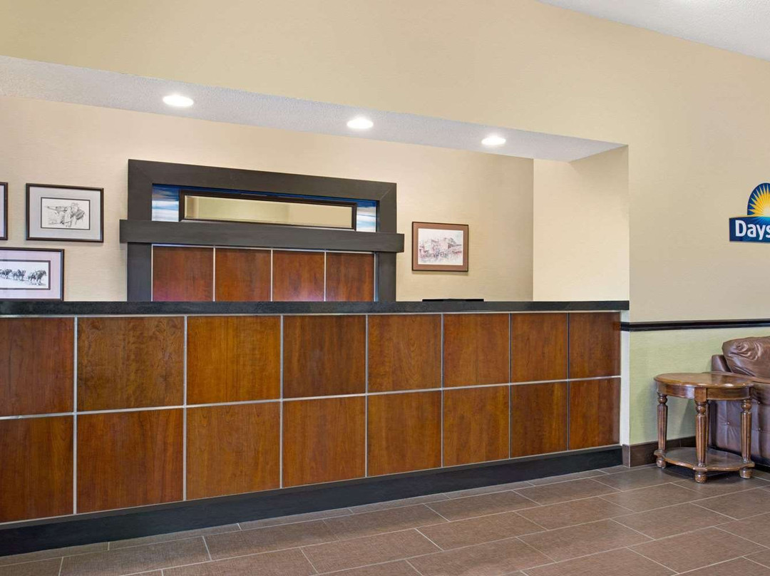 科林斯维尔戴斯酒店主图