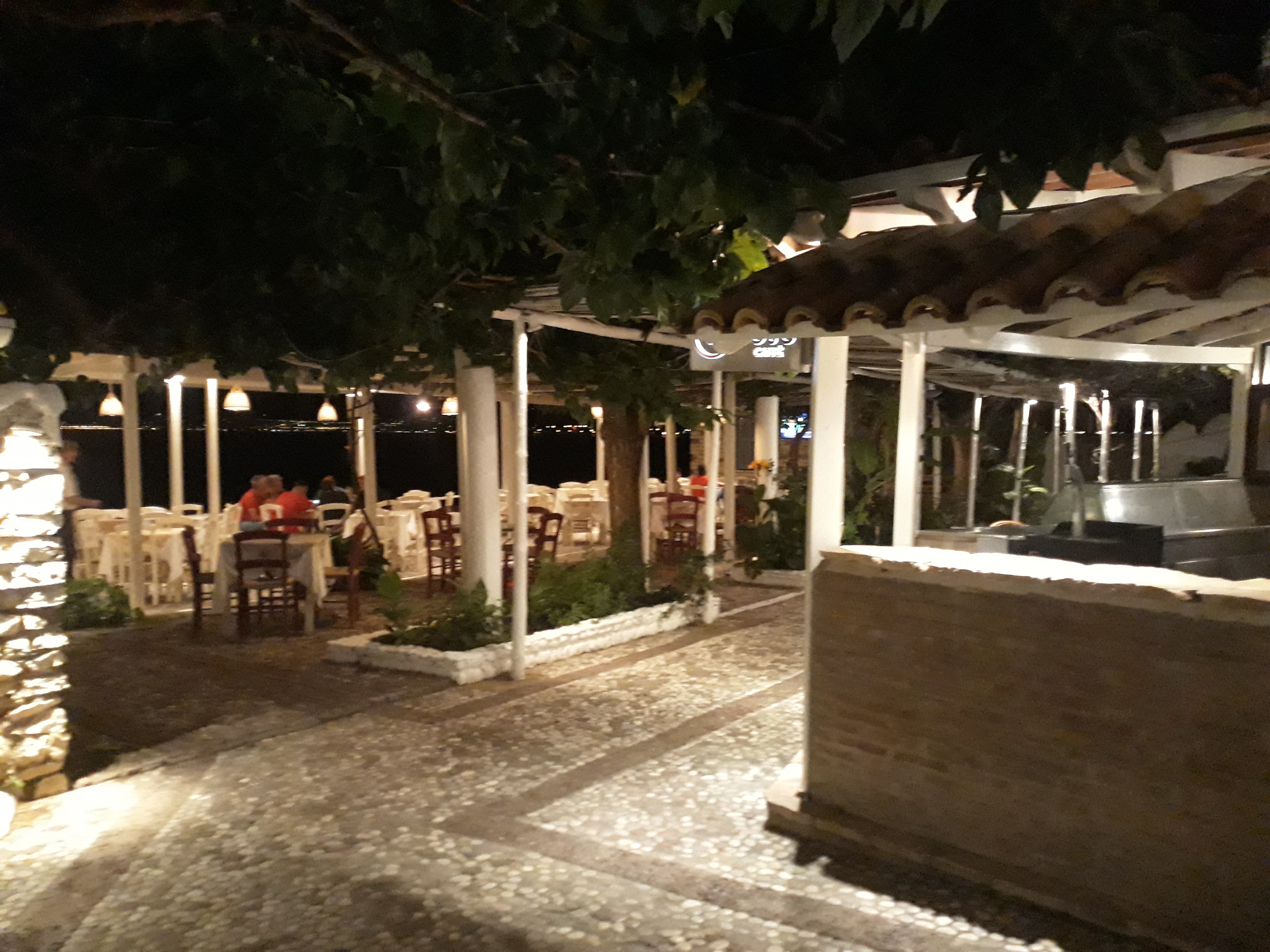 Taradella Hotel-餐饮