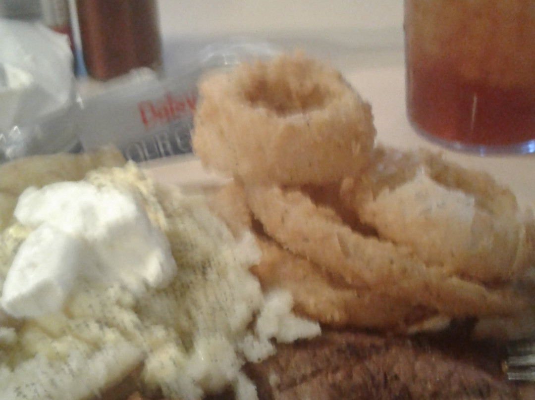 Holly Pond餐馆和美食-Parkside Catfish Restaurant