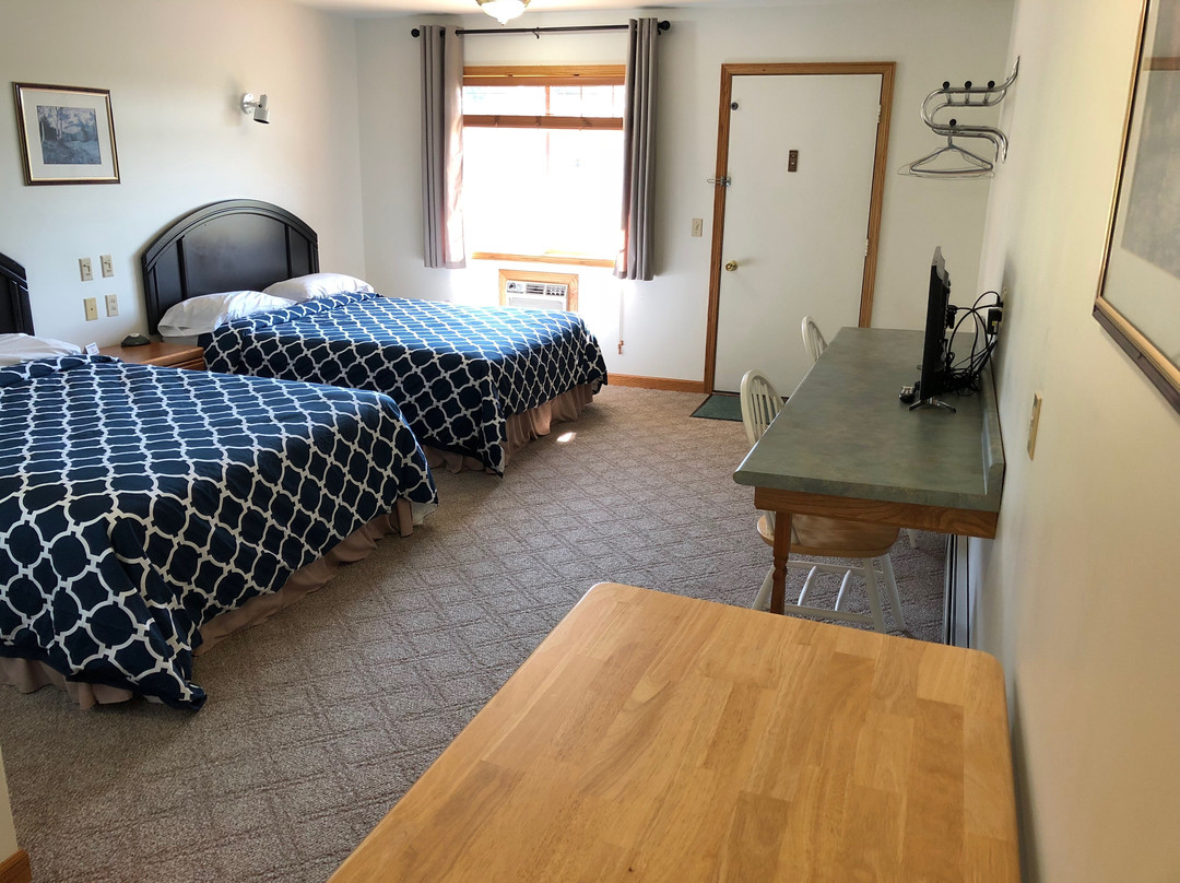 Rock酒店住宿-The Village Inn Motel