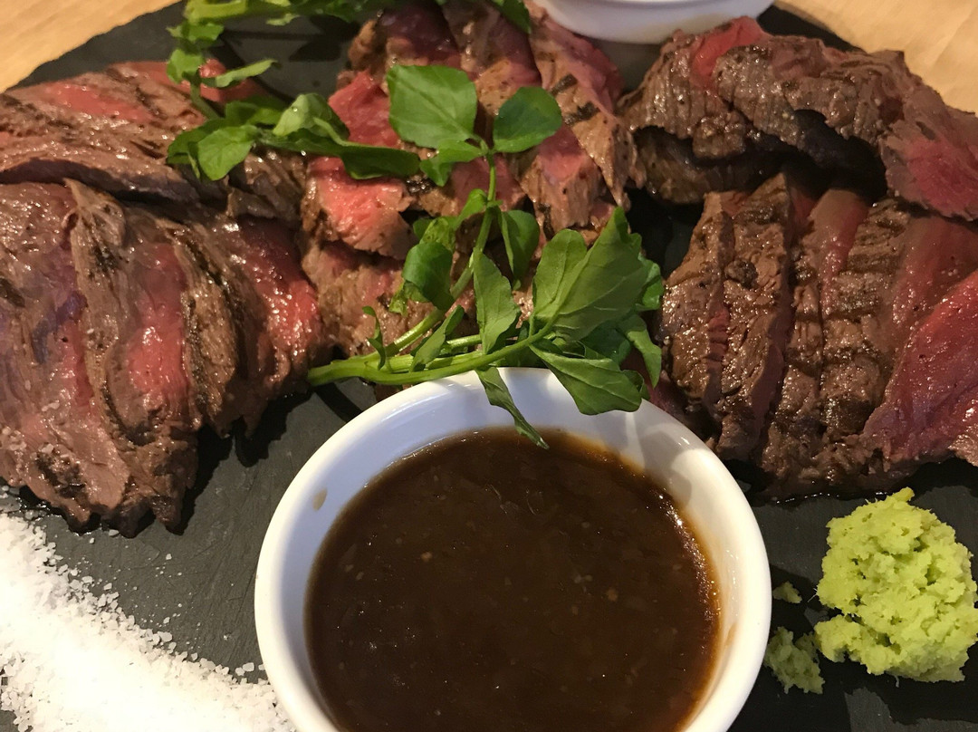 馬肉バル 跳ね馬 池袋店