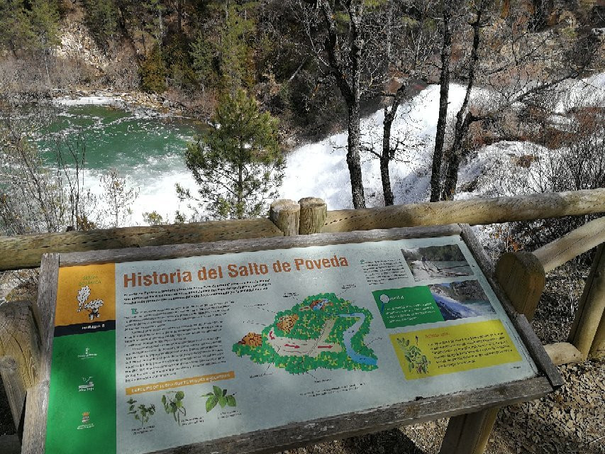 Salto de la Poveda景点图片