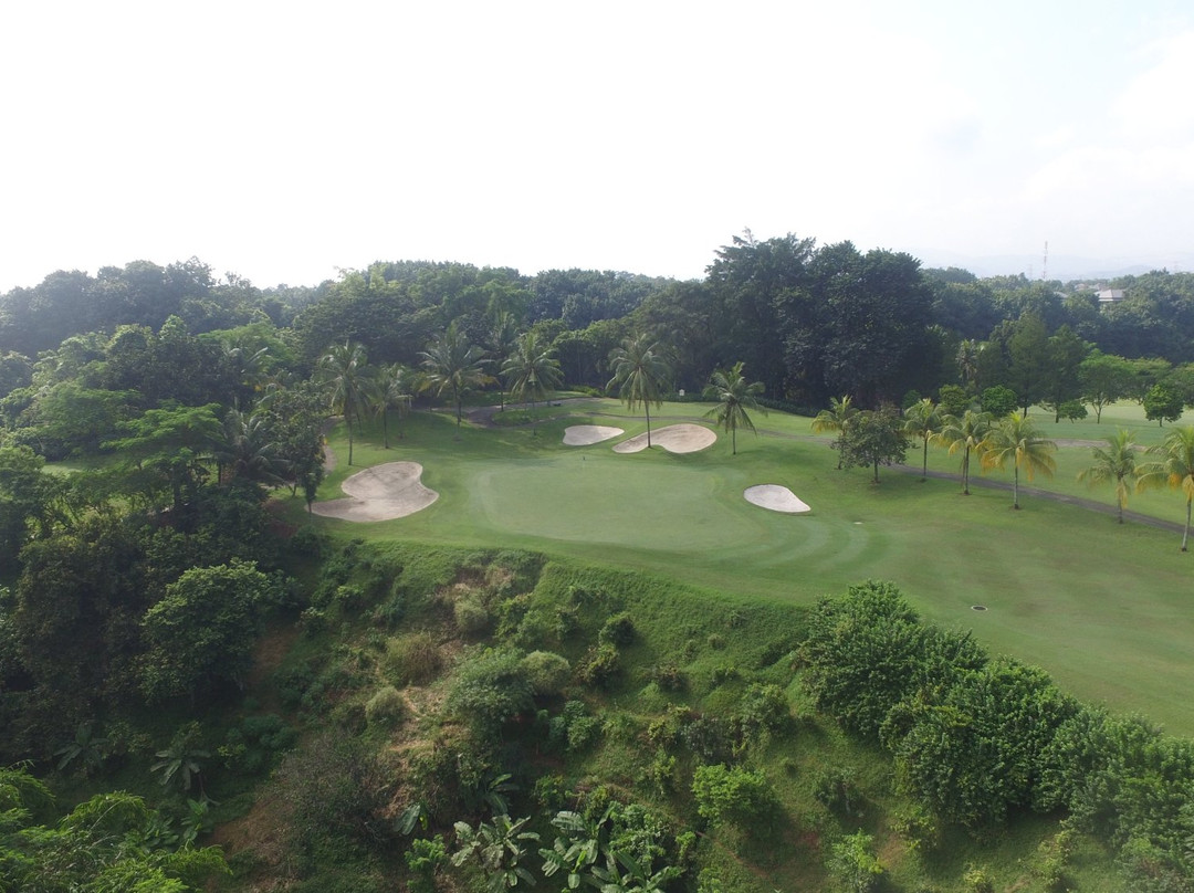 Riverside Golf Club-茂物必去景点