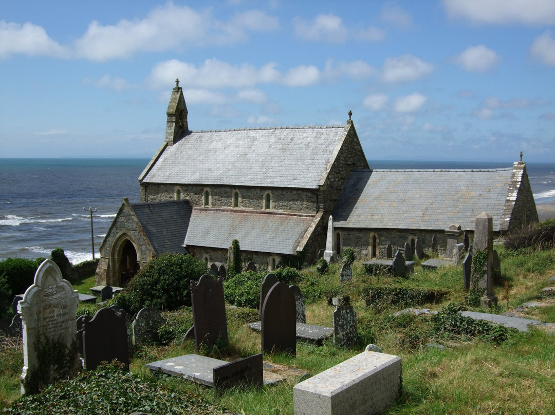 St Mary & St Bodfan Church景点图片