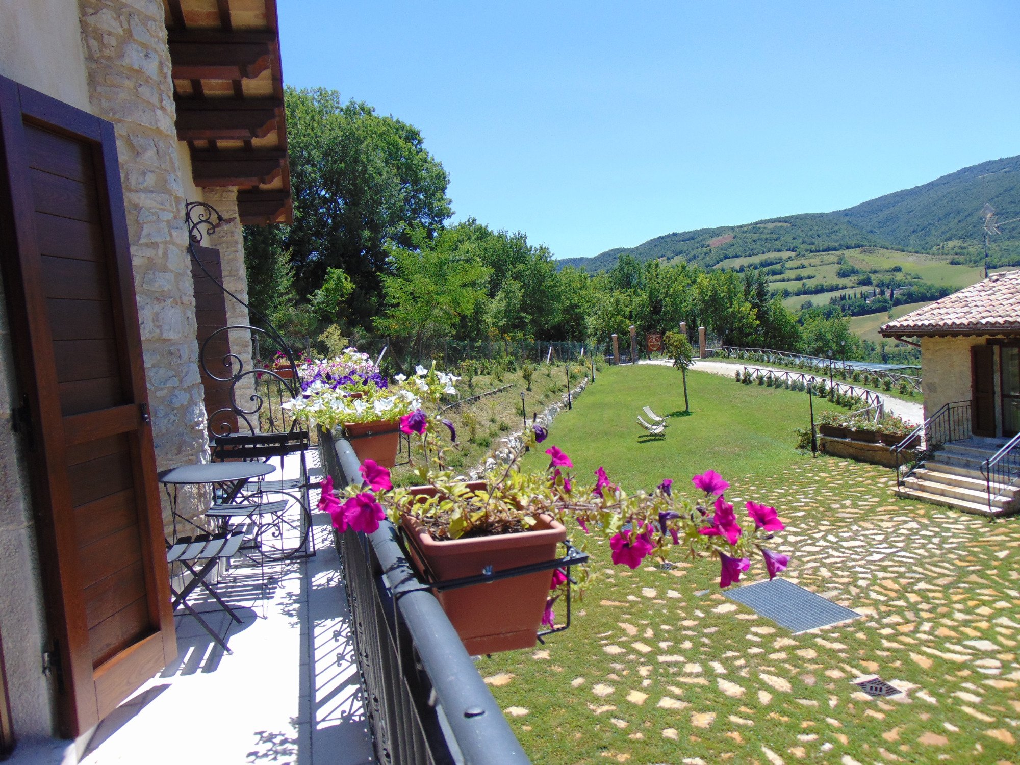 Agriturismo Rocca del Nera-官方