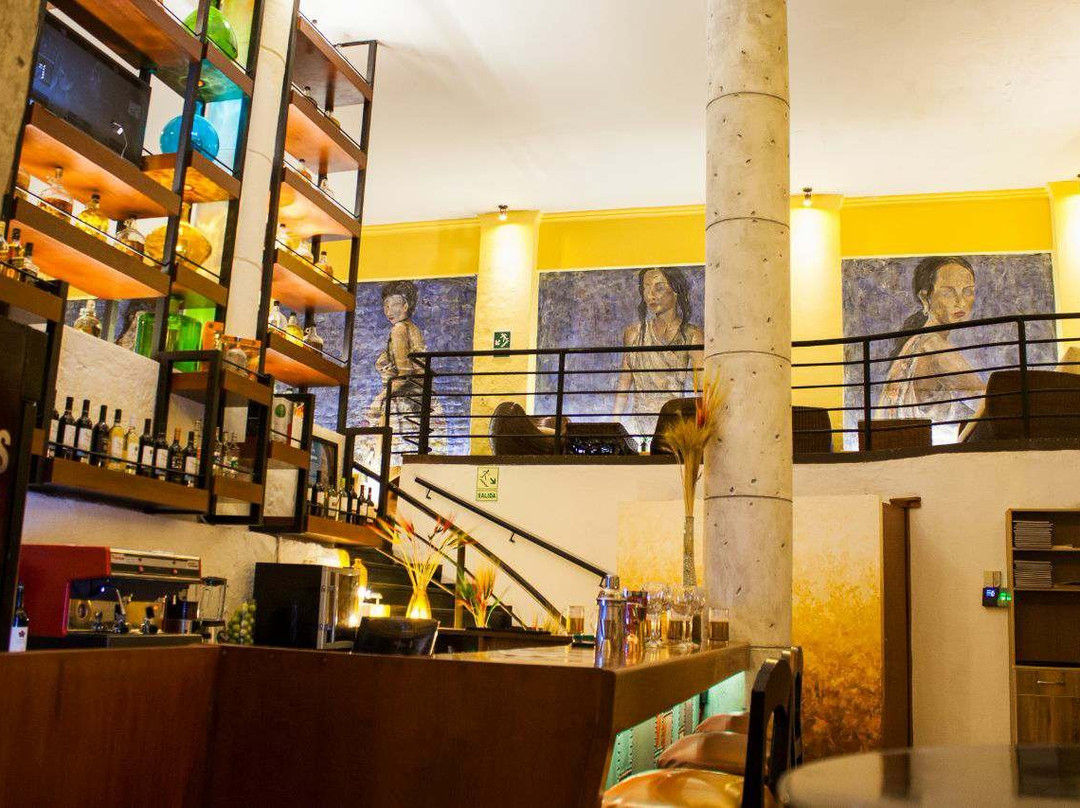 Wayrana Restaurante & Café