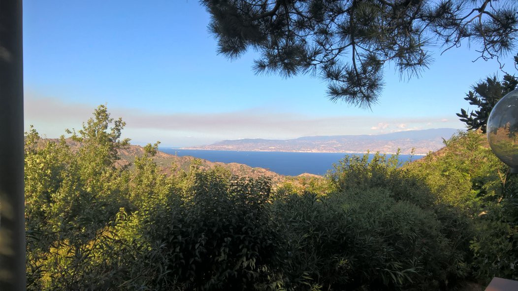 Mandanici餐馆和美食-Villa Alba