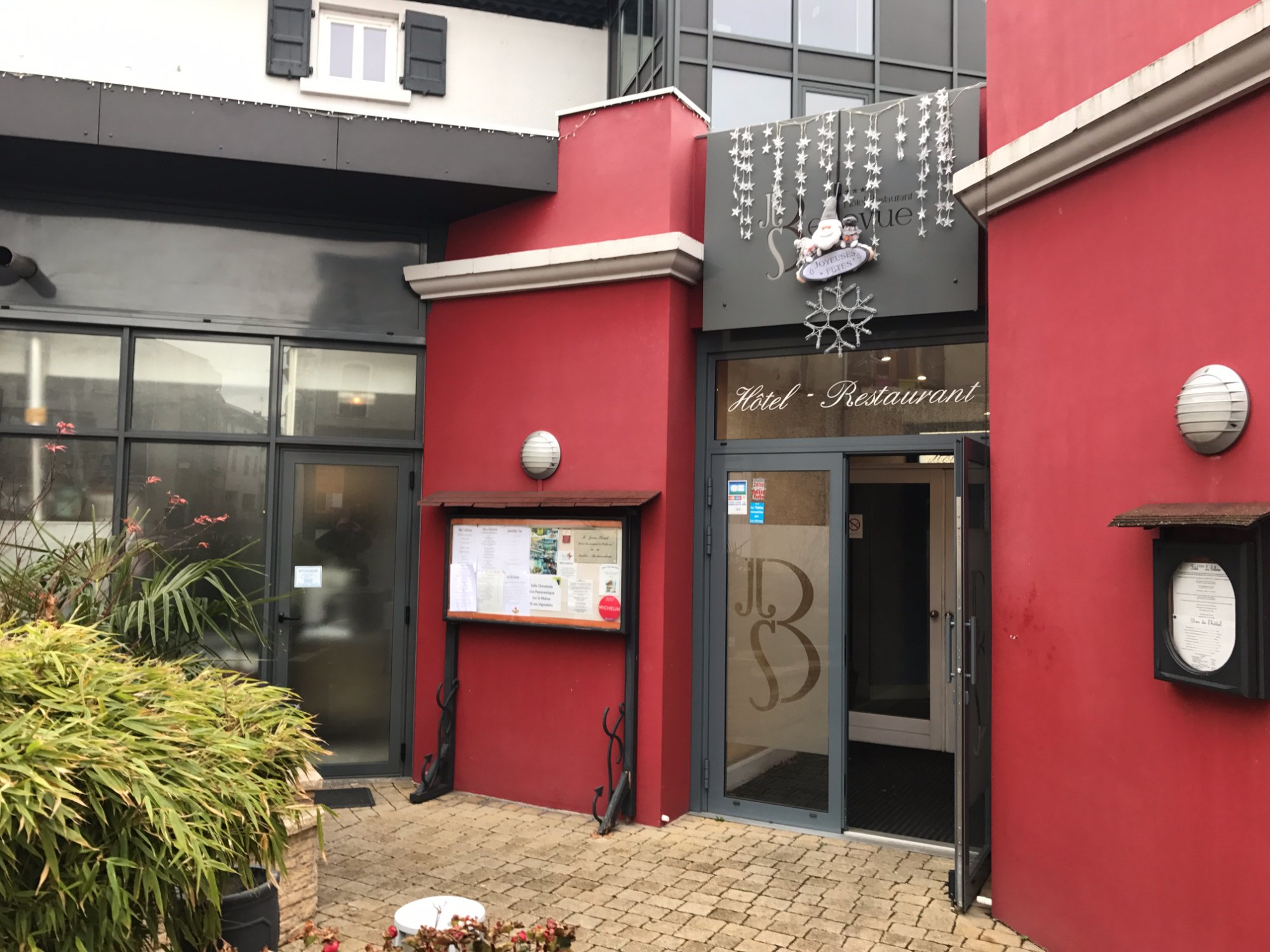 Hotel Restaurant Le Bellevue-浴室
