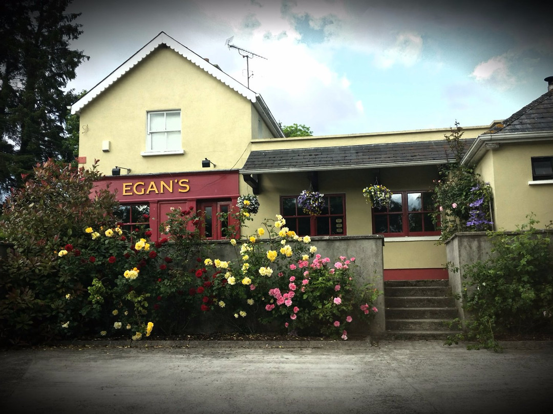 Egans Bar Parkbridge景点图片