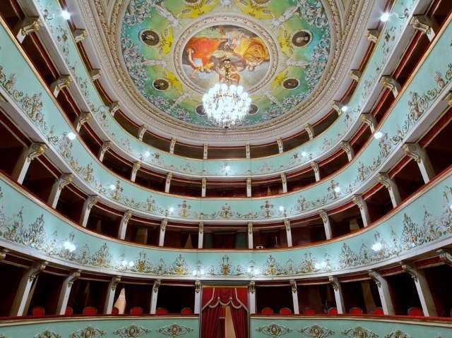 Teatro Serpente Aureo景点图片
