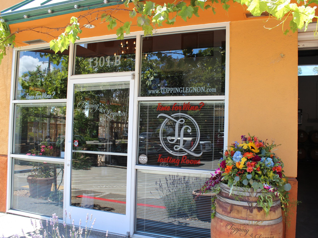 Topping & Legnon Winery景点图片