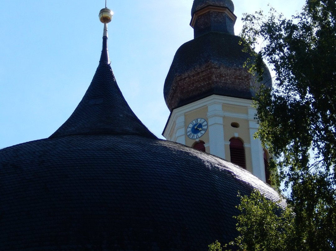 Kirche St. Johann Baptist und Heilig Kreuz-罗森海姆必去景点