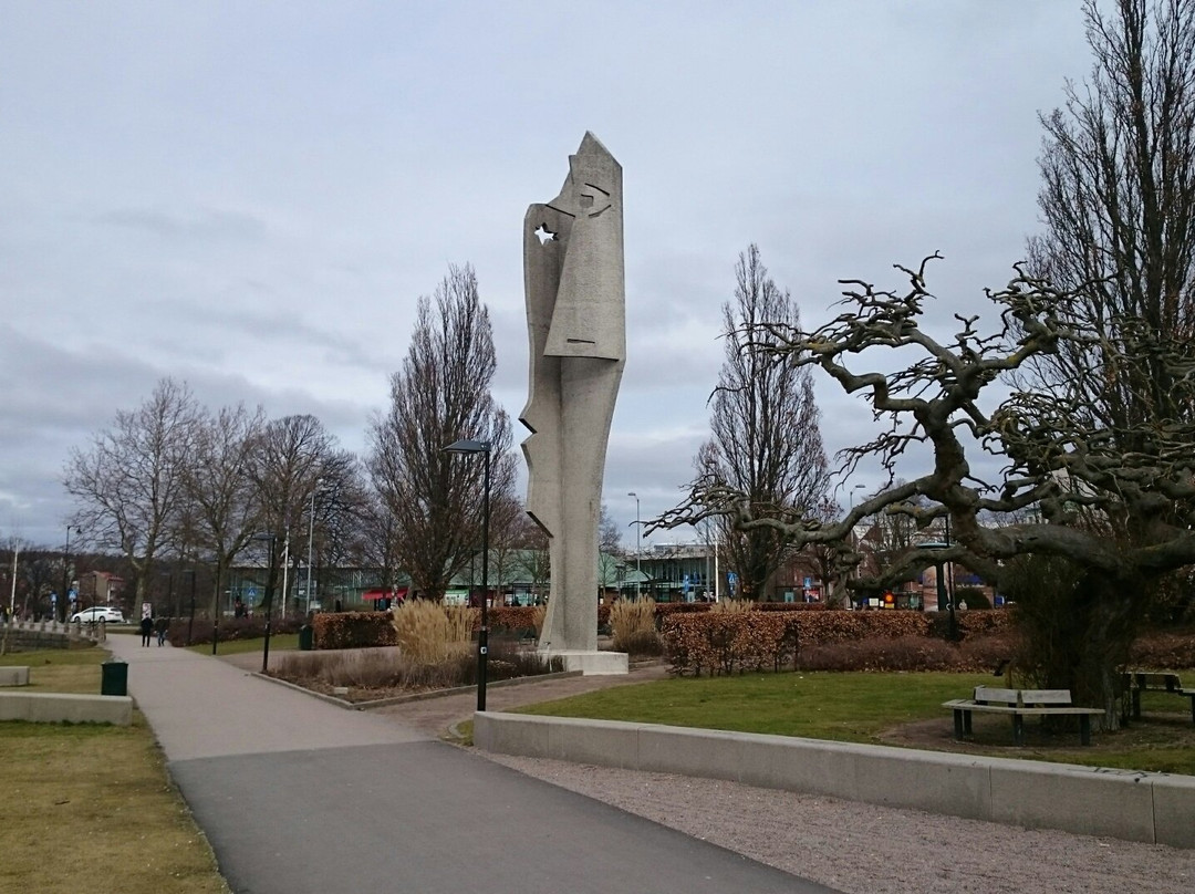Kvinnohuvud by Pablo Picasso