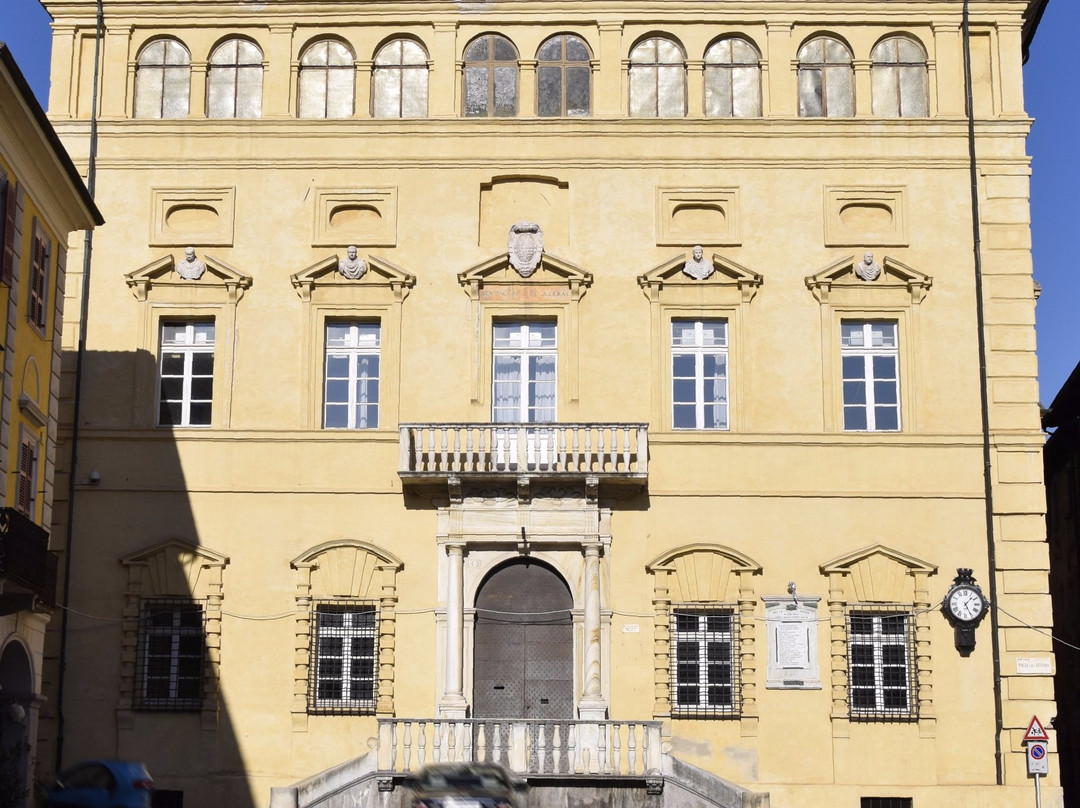 Palazzo Cisterna景点图片
