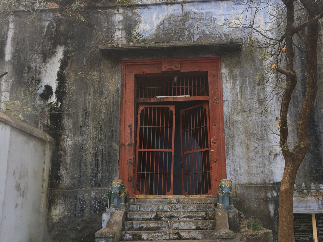 Quilla Temple景点图片