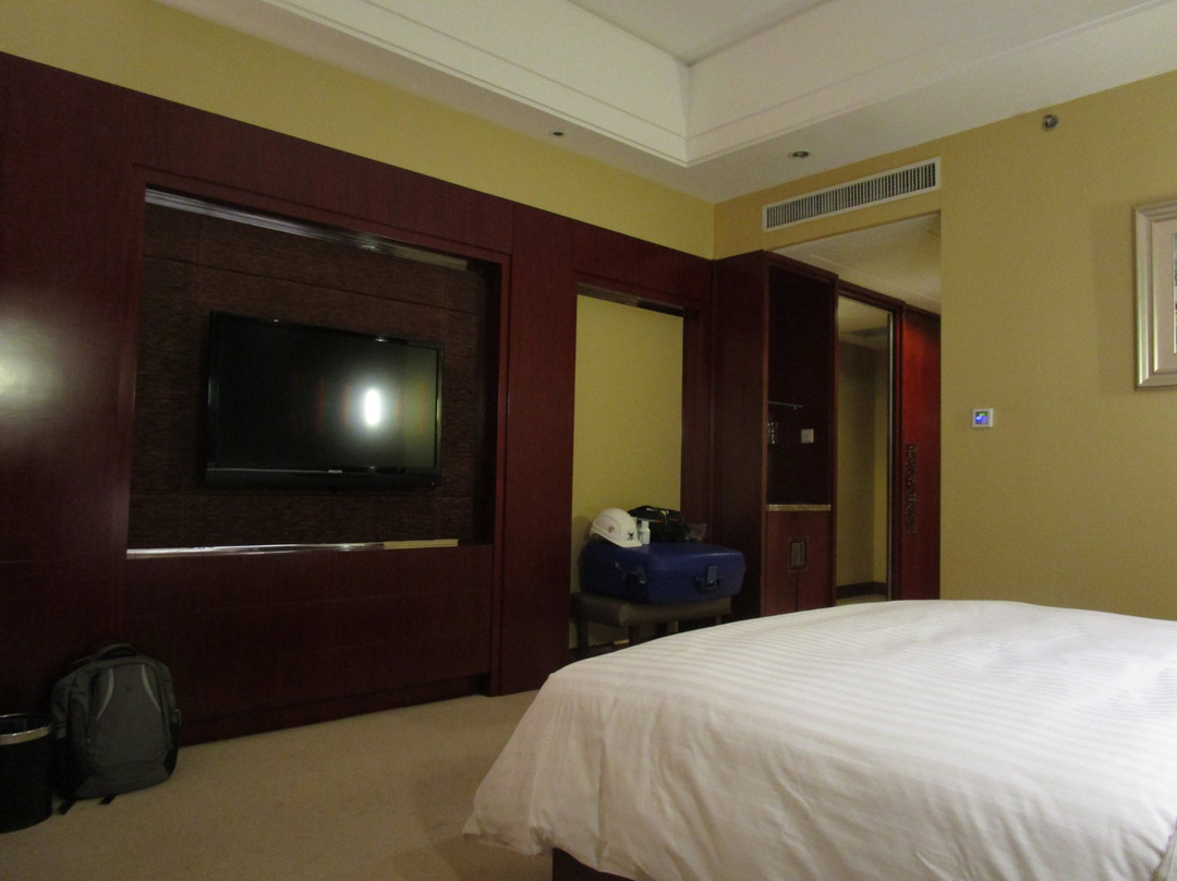 锦江石油大厦主图