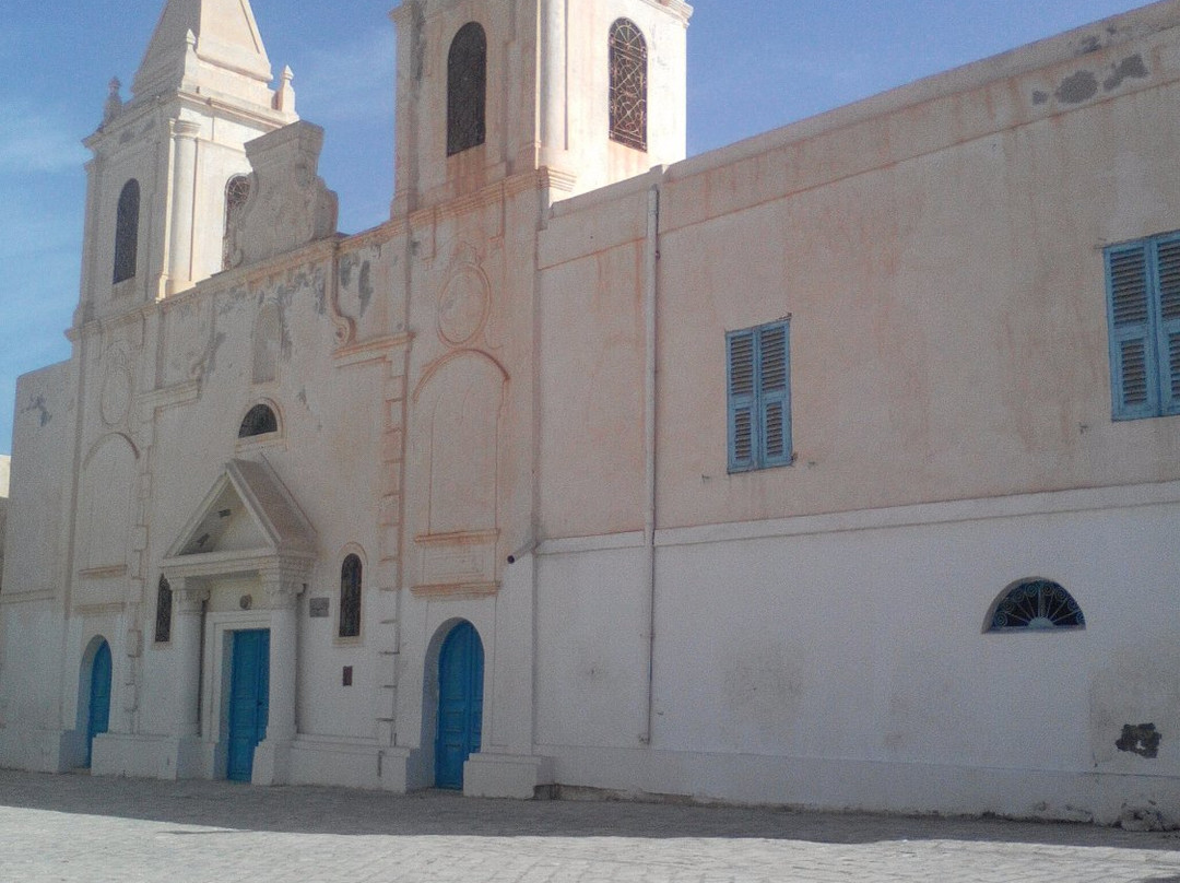Eglise Saint-Joseph-杰尔巴岛必去景点