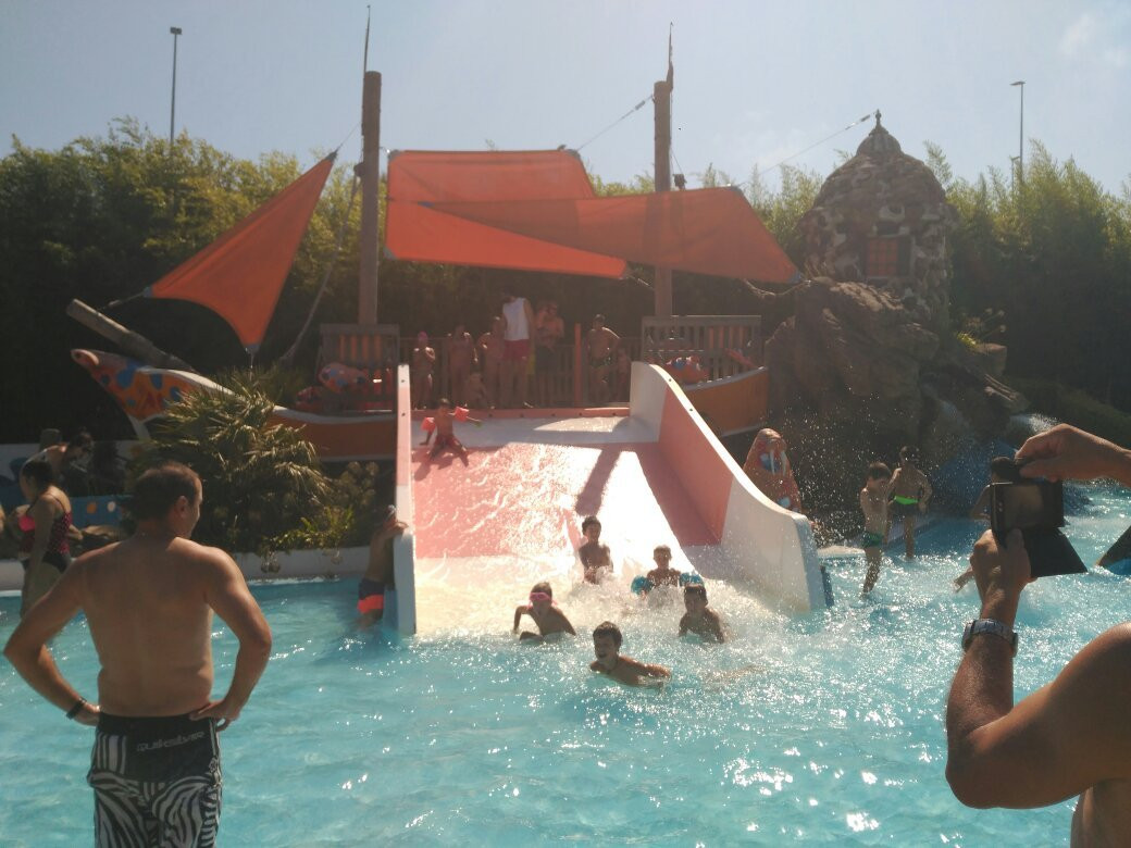Piscinas y Padel Pinosolo景点图片