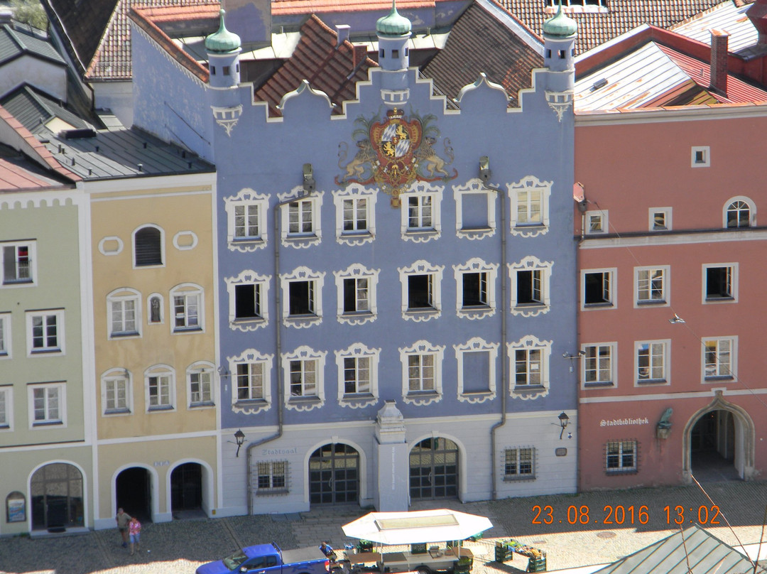 Stadtsaal-博格豪森必去景点
