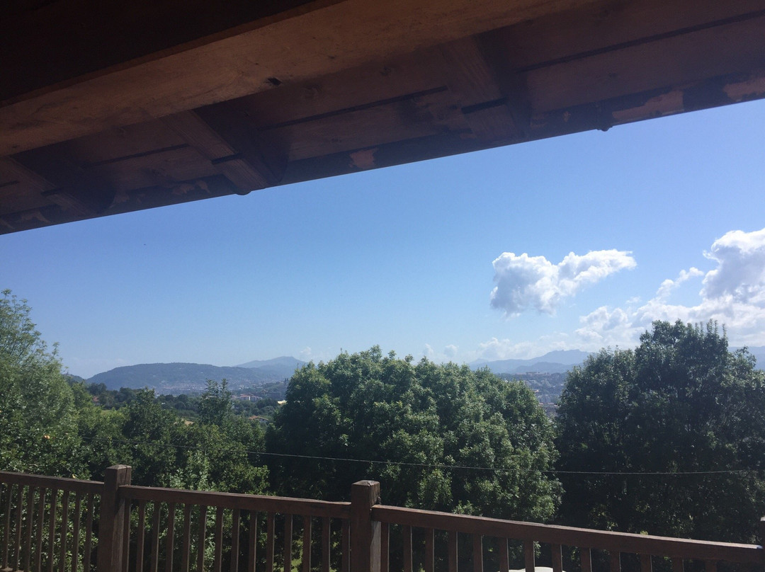 Rural Farmhouse Aristondo主图