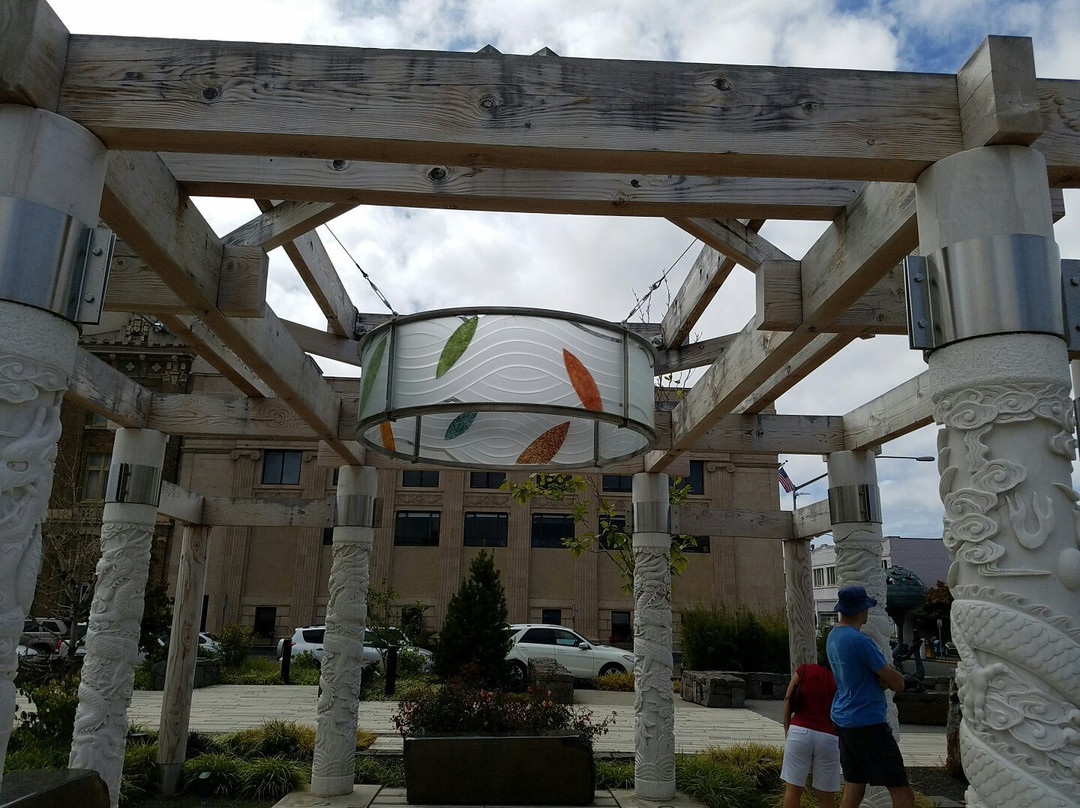 Garden of Surging Waves-阿斯托里亚必去景点