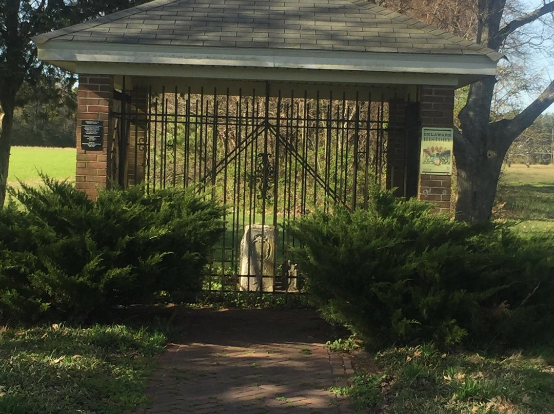 Middle Point - Mason Dixon Marker-Delmar必去景点