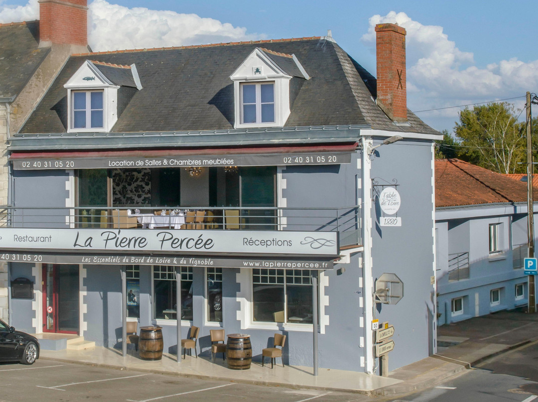 Le Cellier餐馆和美食-Restaurant La Pierre Percee