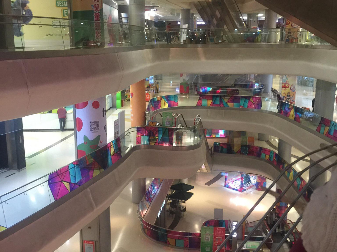 万象天成购物中心-石家庄市必去景点