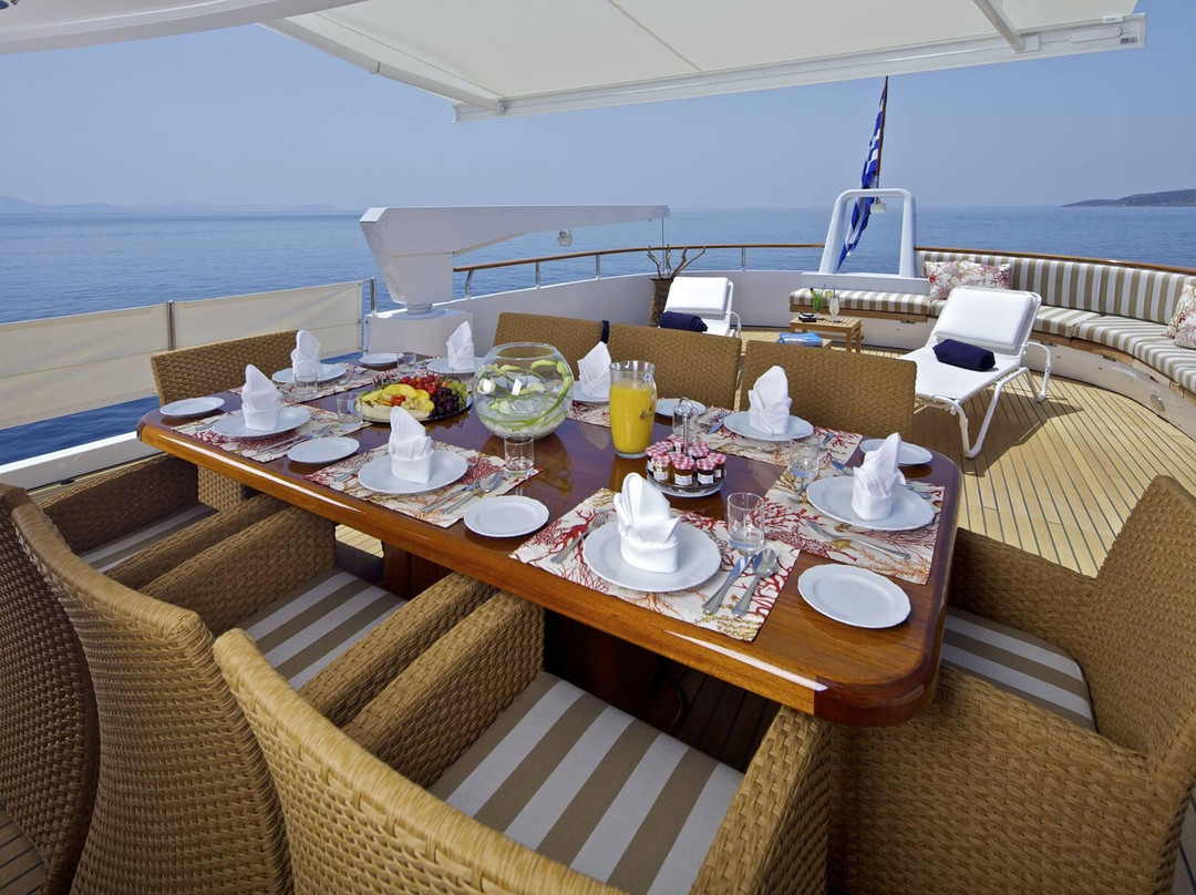 Suncruise Yachting景点图片