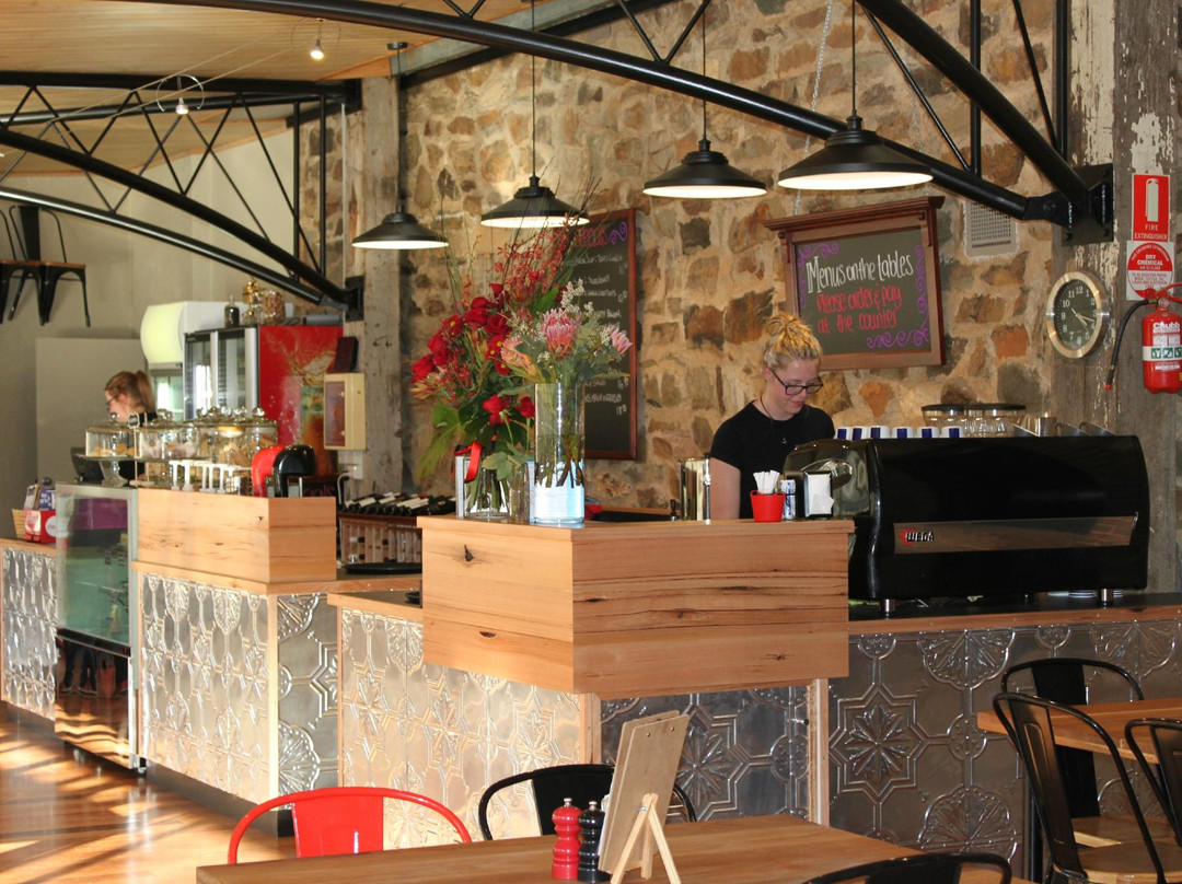 布赖特餐馆和美食-The Riverdeck Kitchen