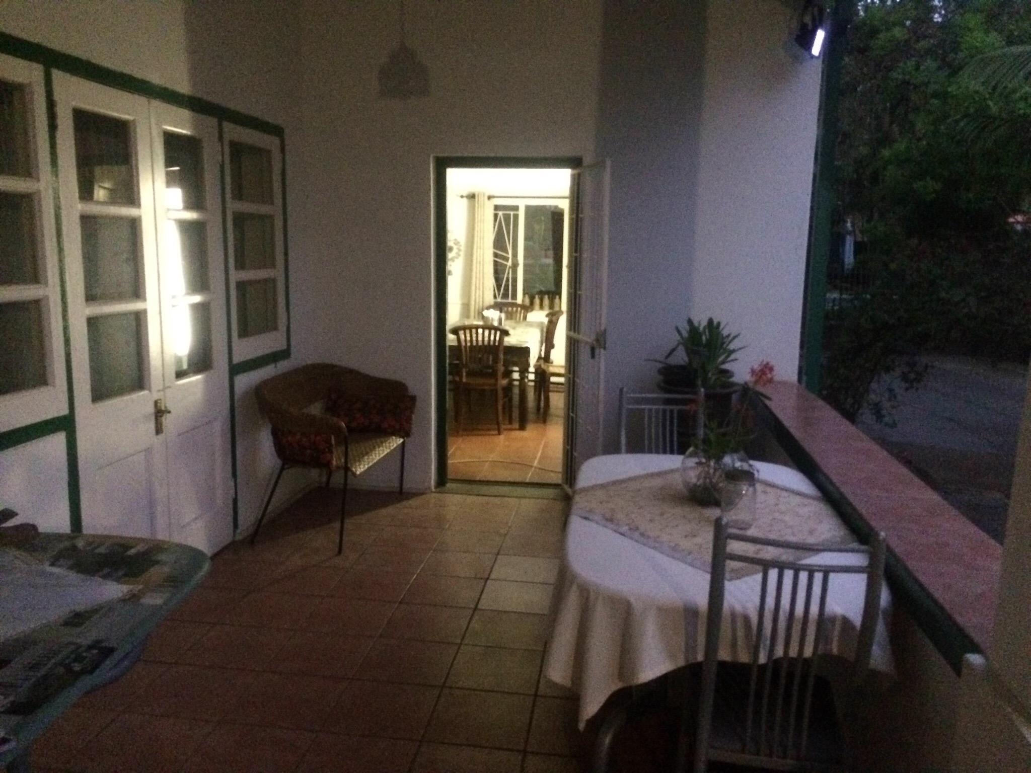 Gold Nugget Guest House-客卧