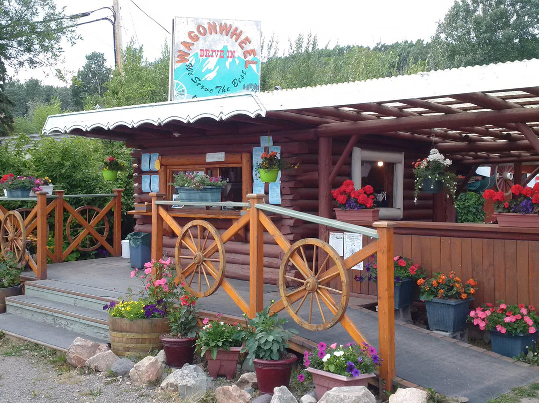 Burns Lake餐馆和美食-Wagon Wheel