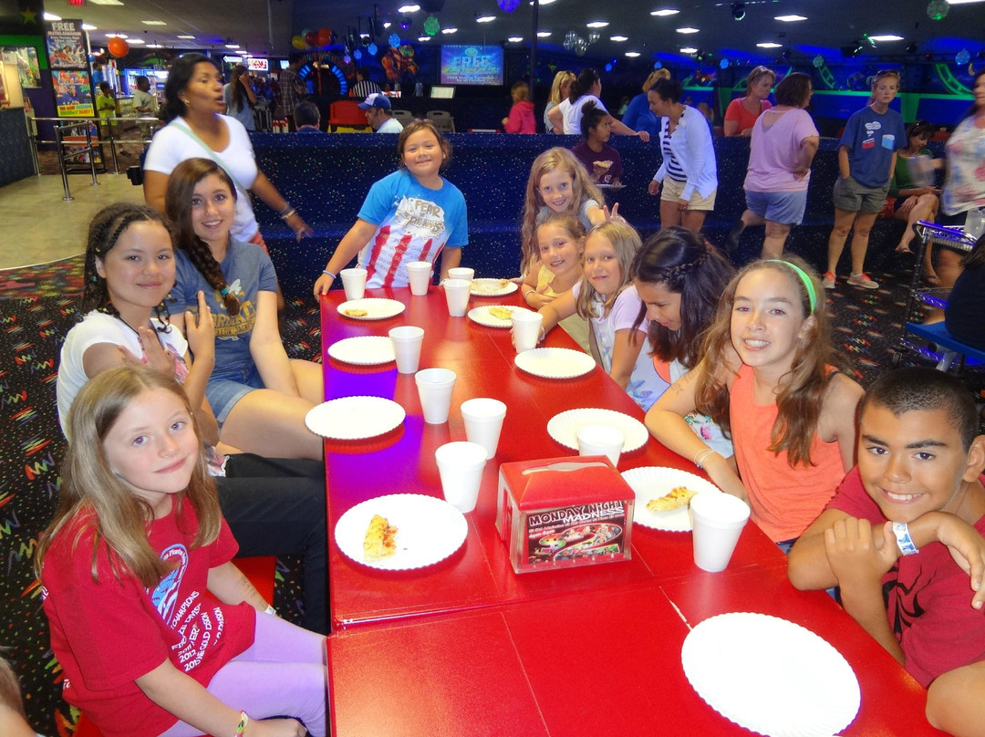 Sparkles Family Fun Centers Kennesaw-肯纳索必去景点