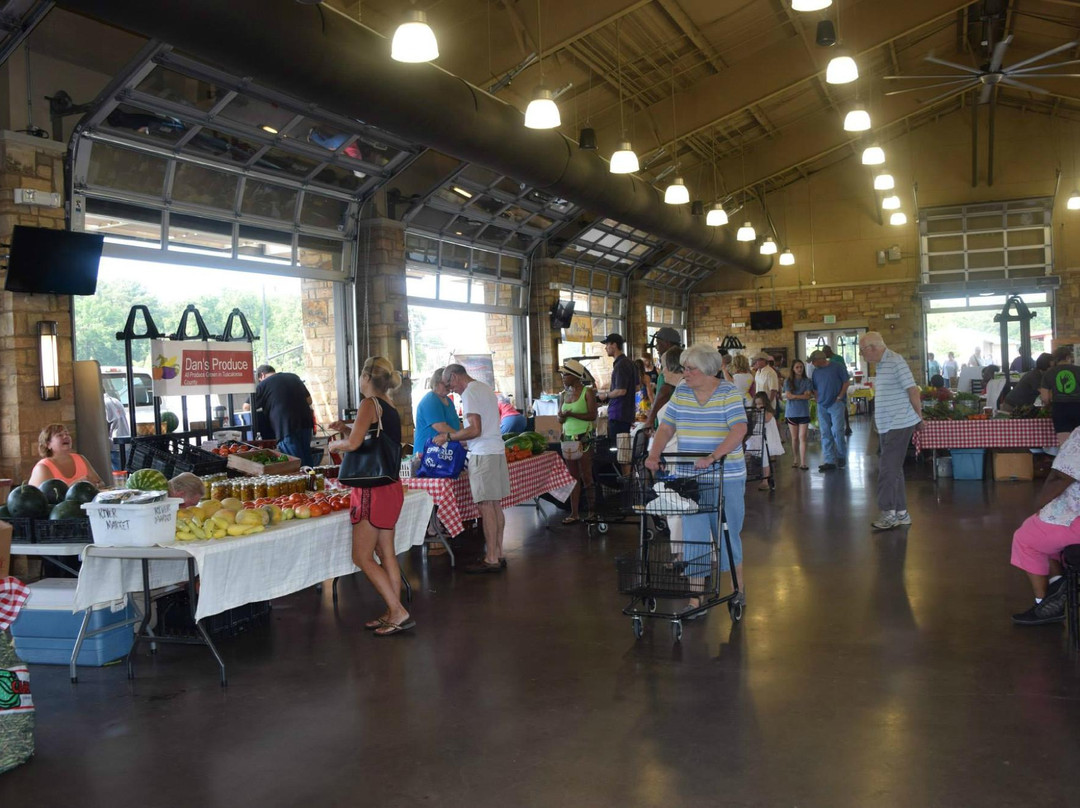The Tuscaloosa Farmers' Market-塔斯卡卢萨县必去景点