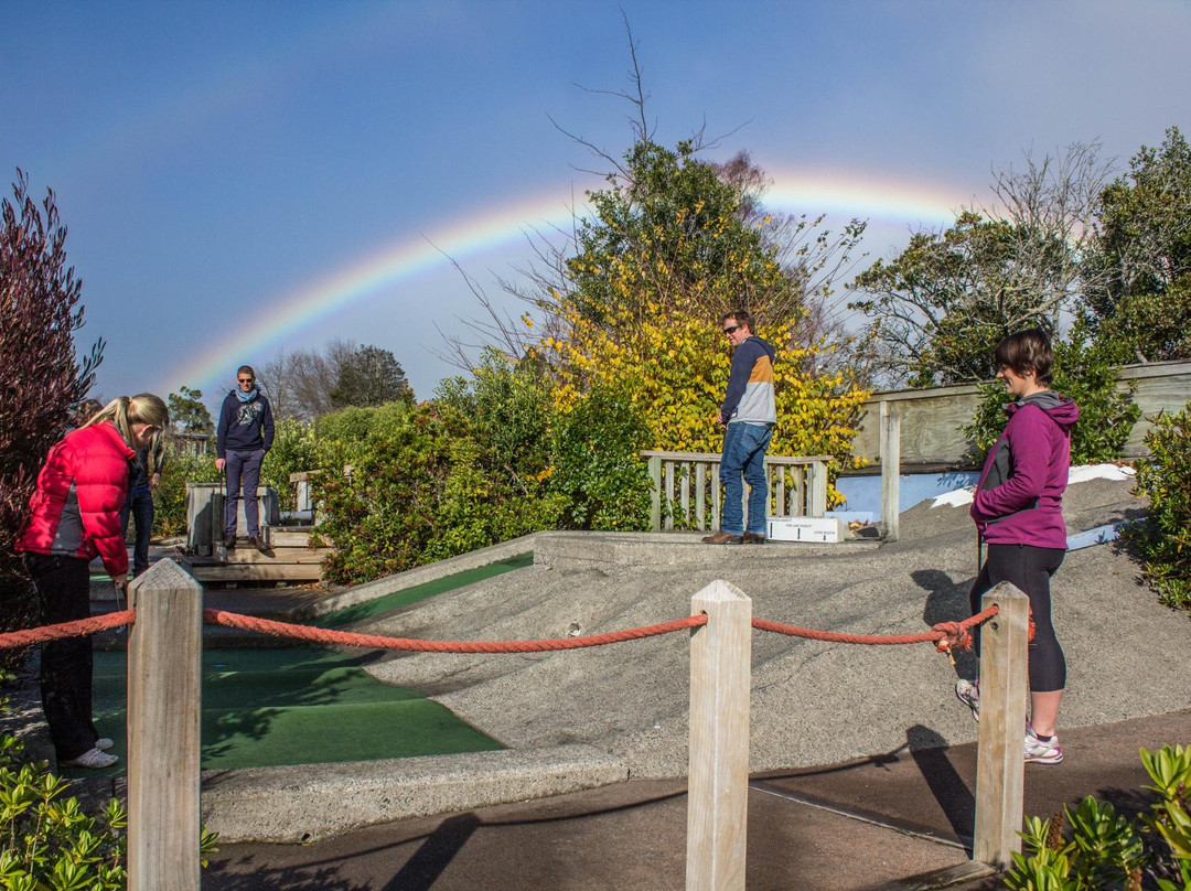 Southern Lake Taupo Adventure Mini Golf景点图片