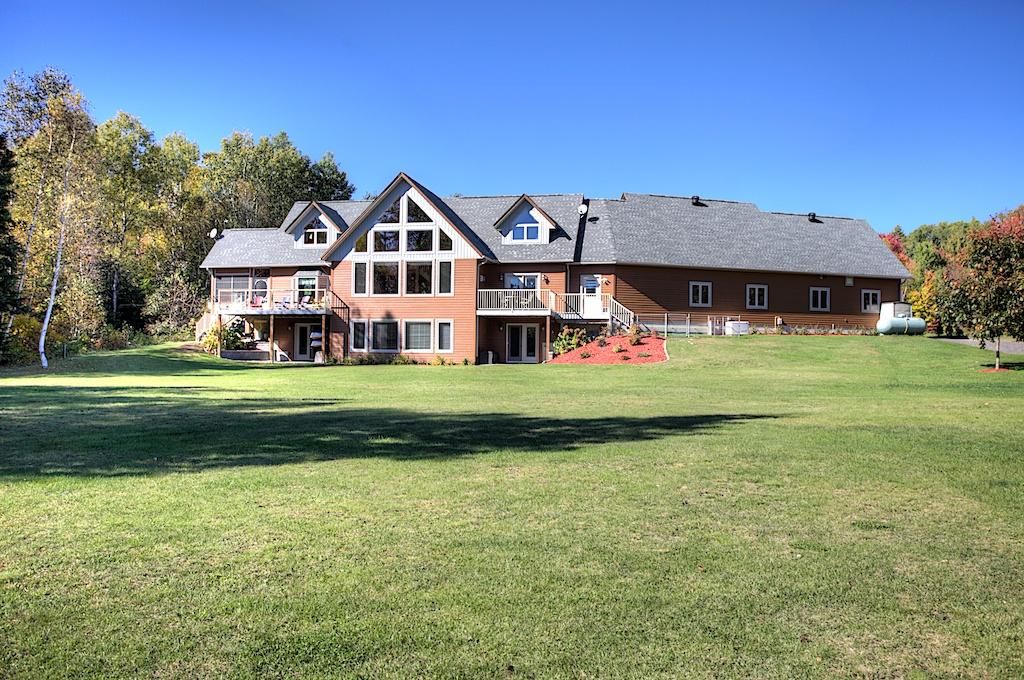 Dragonfly Landing Bed & Breakfast-官方