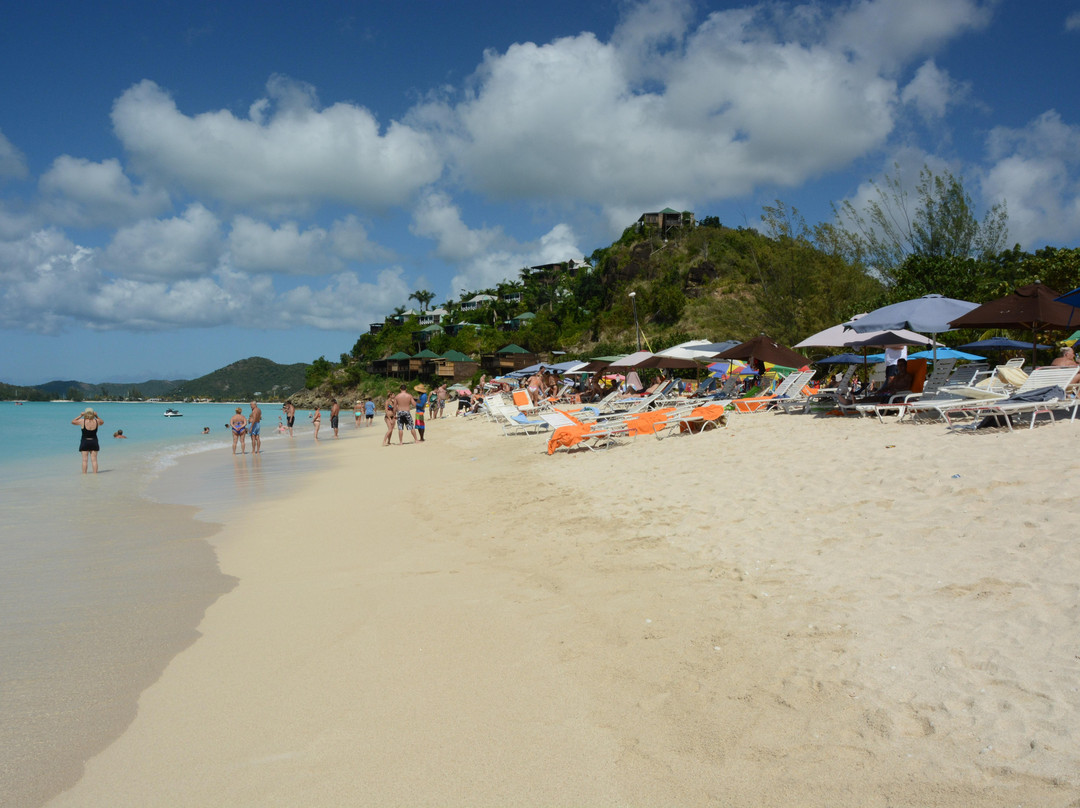 Valley Church Beach-Jolly Harbour必去景点
