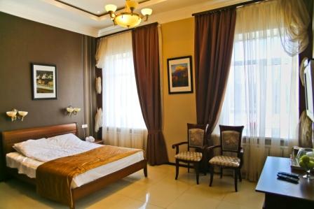 Maksim Hotel-官方