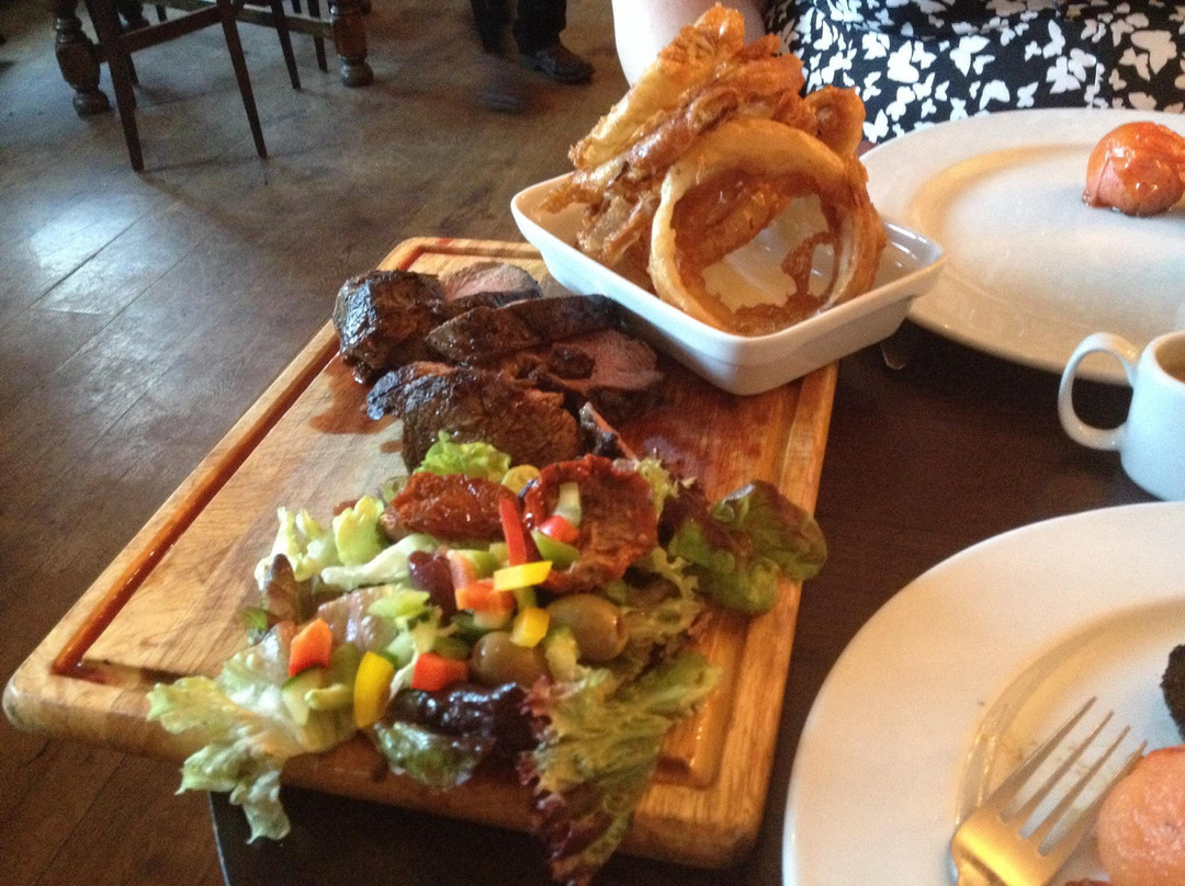 Old Gate Bar & Restaurant-哈里法克斯必去景点