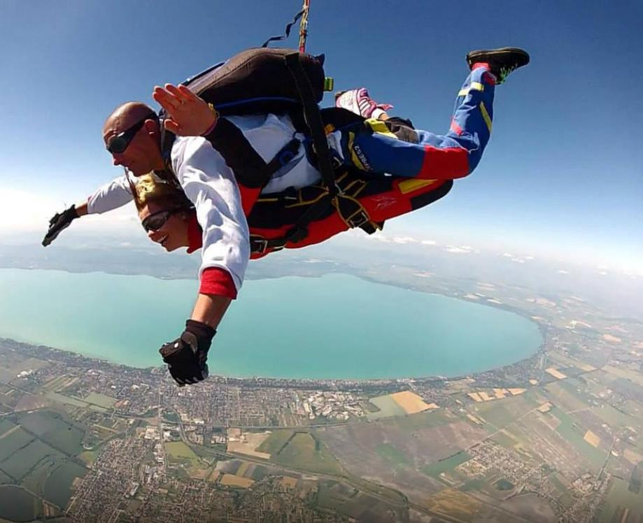 Skydive Balaton景点图片