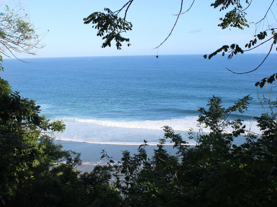 绿碗海滩-昂格桑必去景点