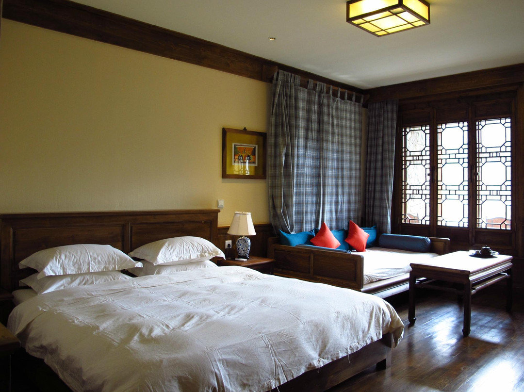 松赞茨中山居主图