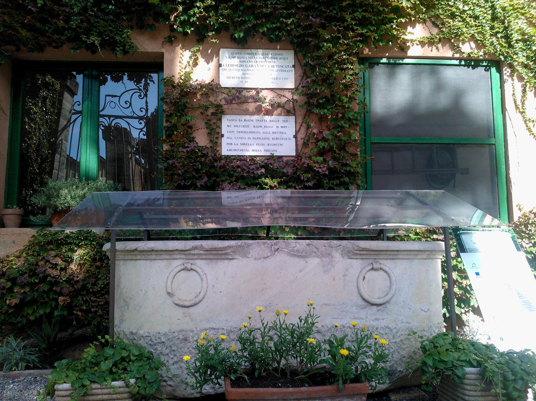 Palazzo Granducale-福洛尼卡必去景点