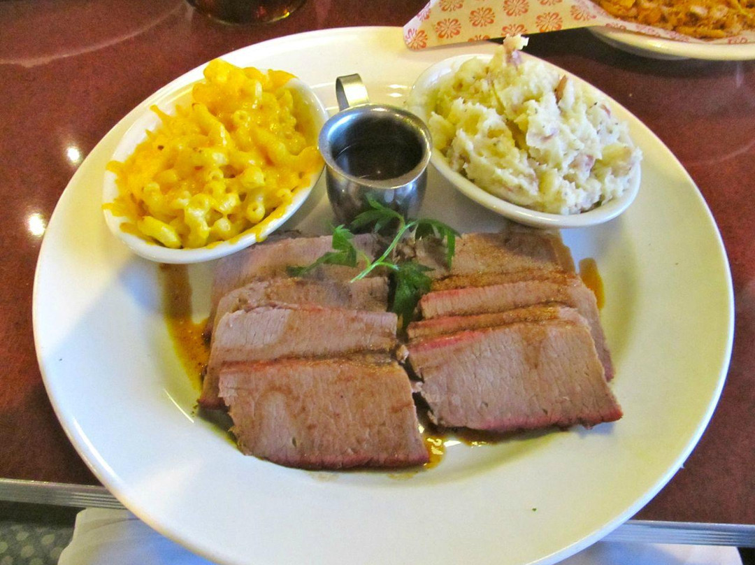 Lucille's Smokehouse BBQ