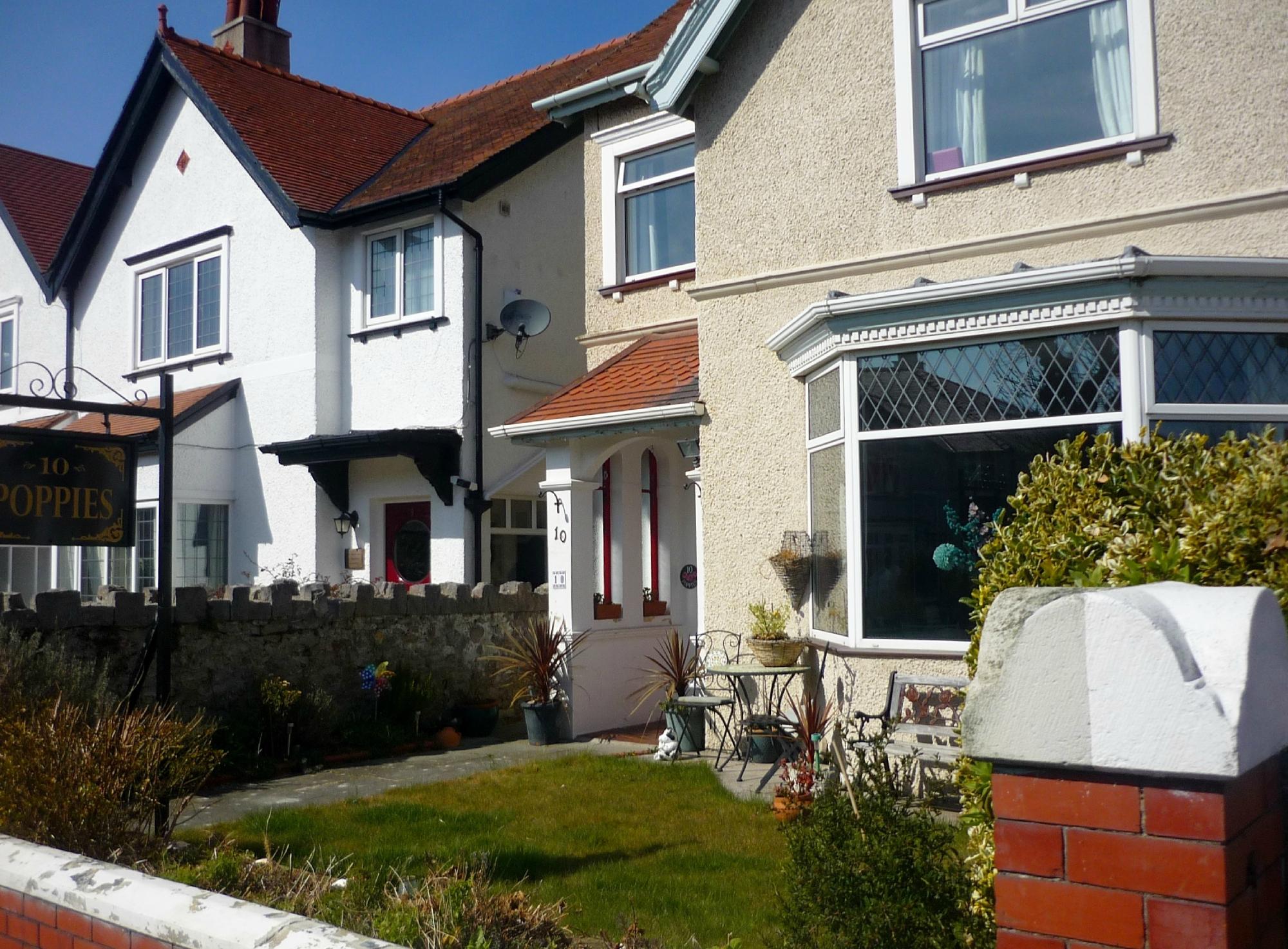 Poppies Guest House-浴室