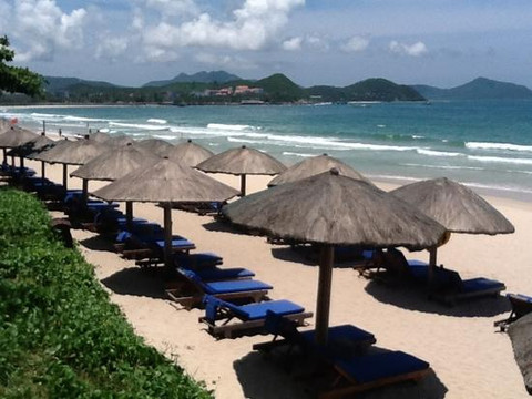 银泰阳光度假酒店主图