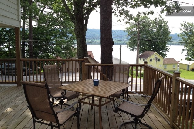 Lakeside Inn-官方