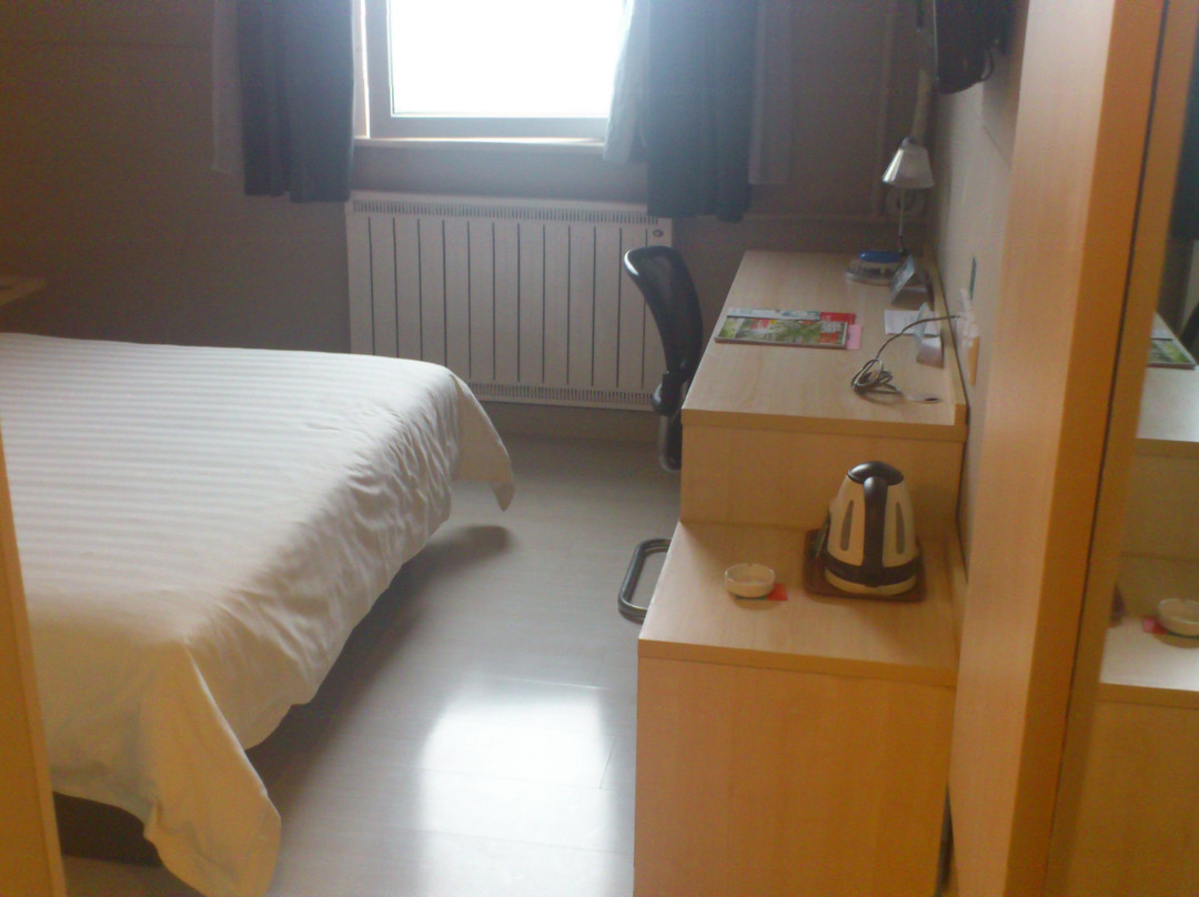 胶南锦江之星海水浴场朝阳山路酒店主图