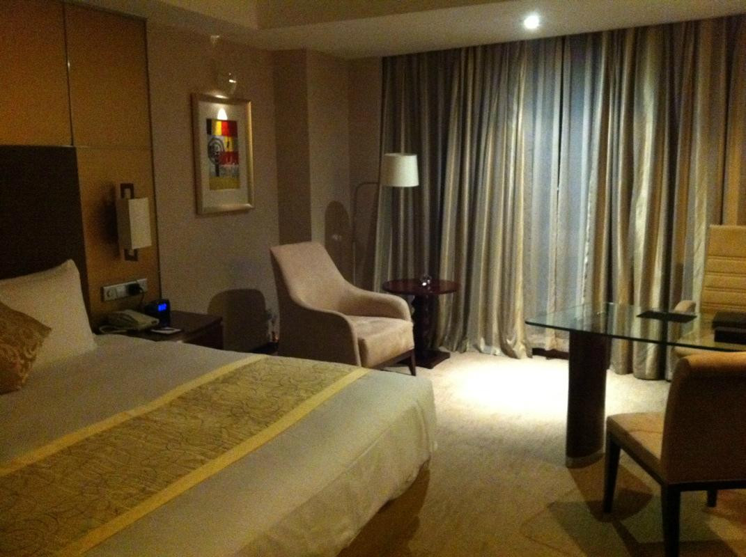 烟台南山皇冠假日酒店主图