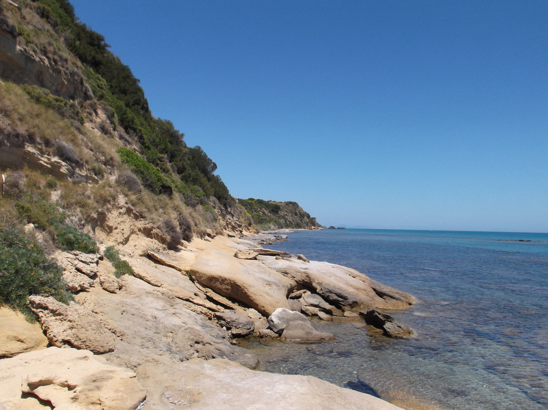 Kaminia Beach-Eleios-Pronnoi必去景点